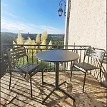 Domaine Lapeze *