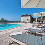 Domaine Lapeze Appartement *