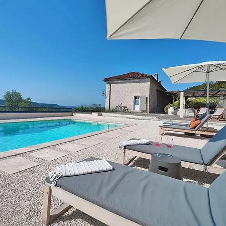 Domaine Lapeze Apartmán *